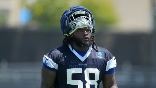 Dallas Cowboys defensive lineman Mazi Smith